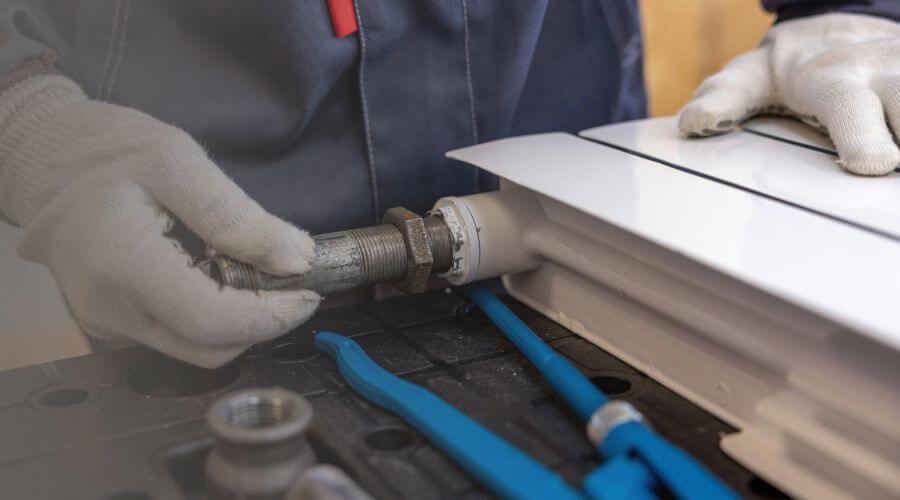 Expert burst pipe repair services in Tolley, ND